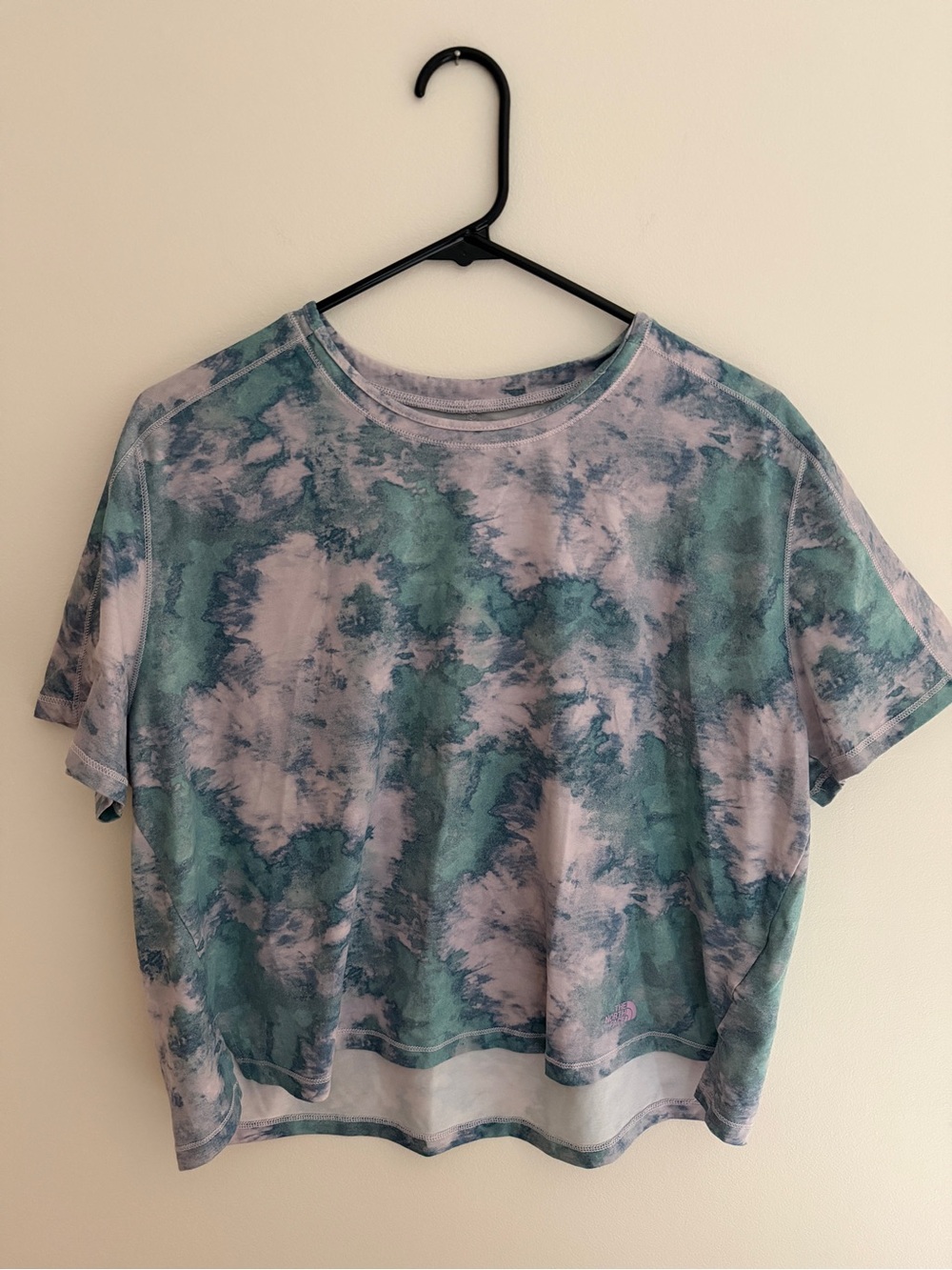 The North Face SET OF 2 Tie-Dye Short Sleeve Crop Athletic Tops size L